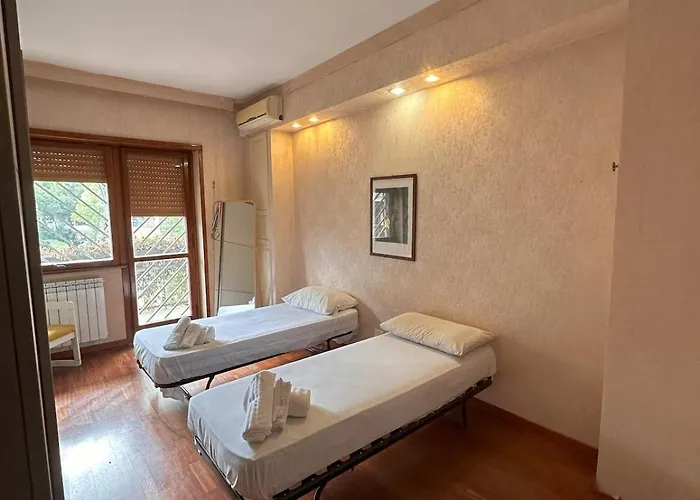 Appartement Ampio Su Due Piani Immerso Nel *